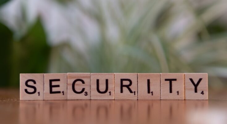 Unlock Your Canadian Dream: Security Guard Jobs in Ontario Leading to Permanent Residency